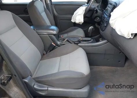 2005 Ford Escape Xls из США, поврежденный, VIN 1FMYU02Z45KC91788